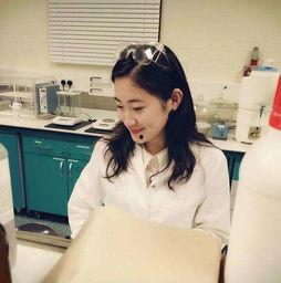 国产女教师,国产女教师的教育情怀与风采